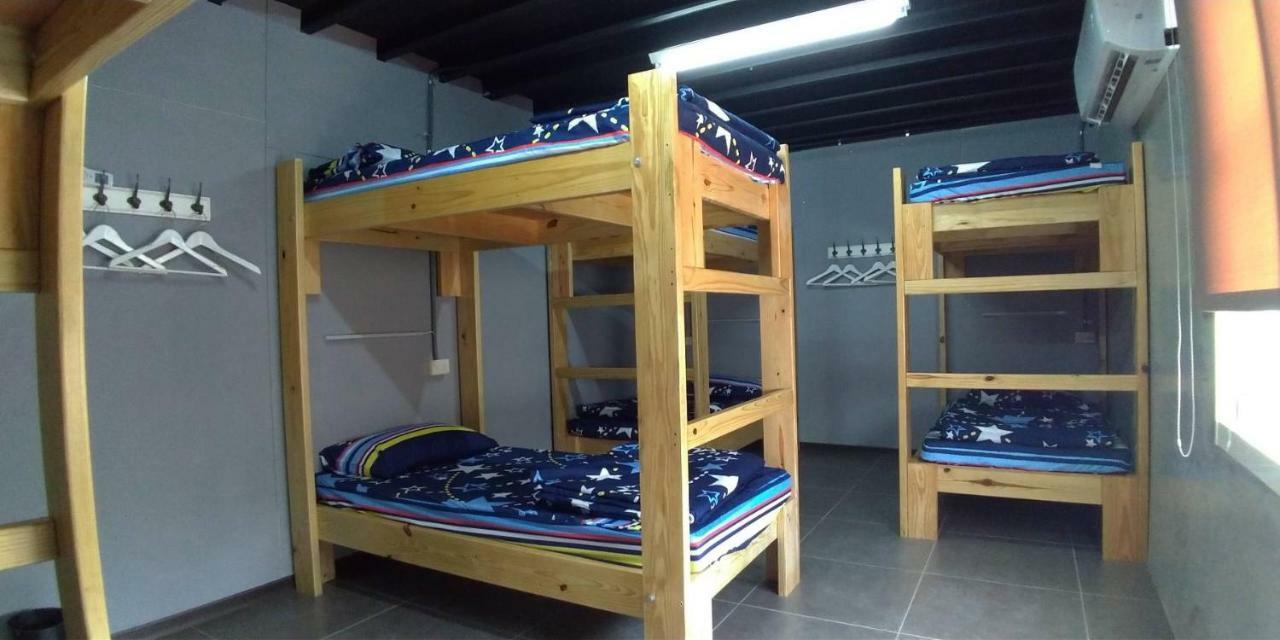 Ohlala Hostel Сяолюцю Экстерьер фото
