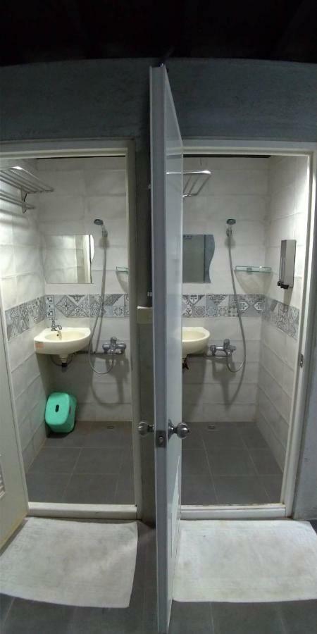 Ohlala Hostel Сяолюцю Экстерьер фото